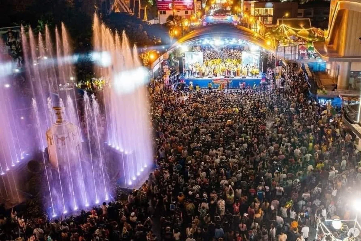 Khao Niew Road, Khon Kaen