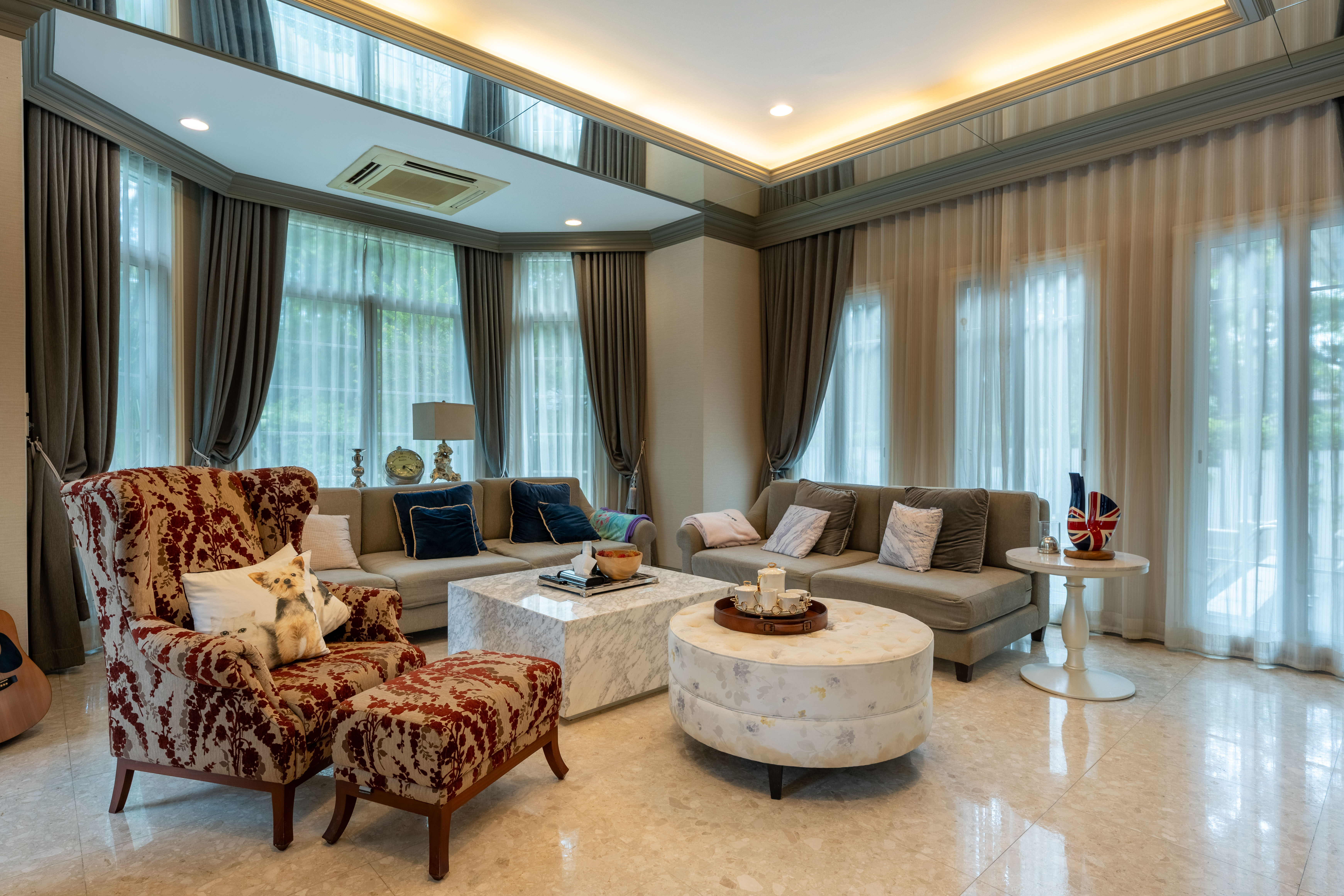 https://cdn.thailandpenthouses.com/uploads/images/penthouses/cover/1756888418049-5dbfc5581e414c7e8d5c73bc70fe11eb.jpg